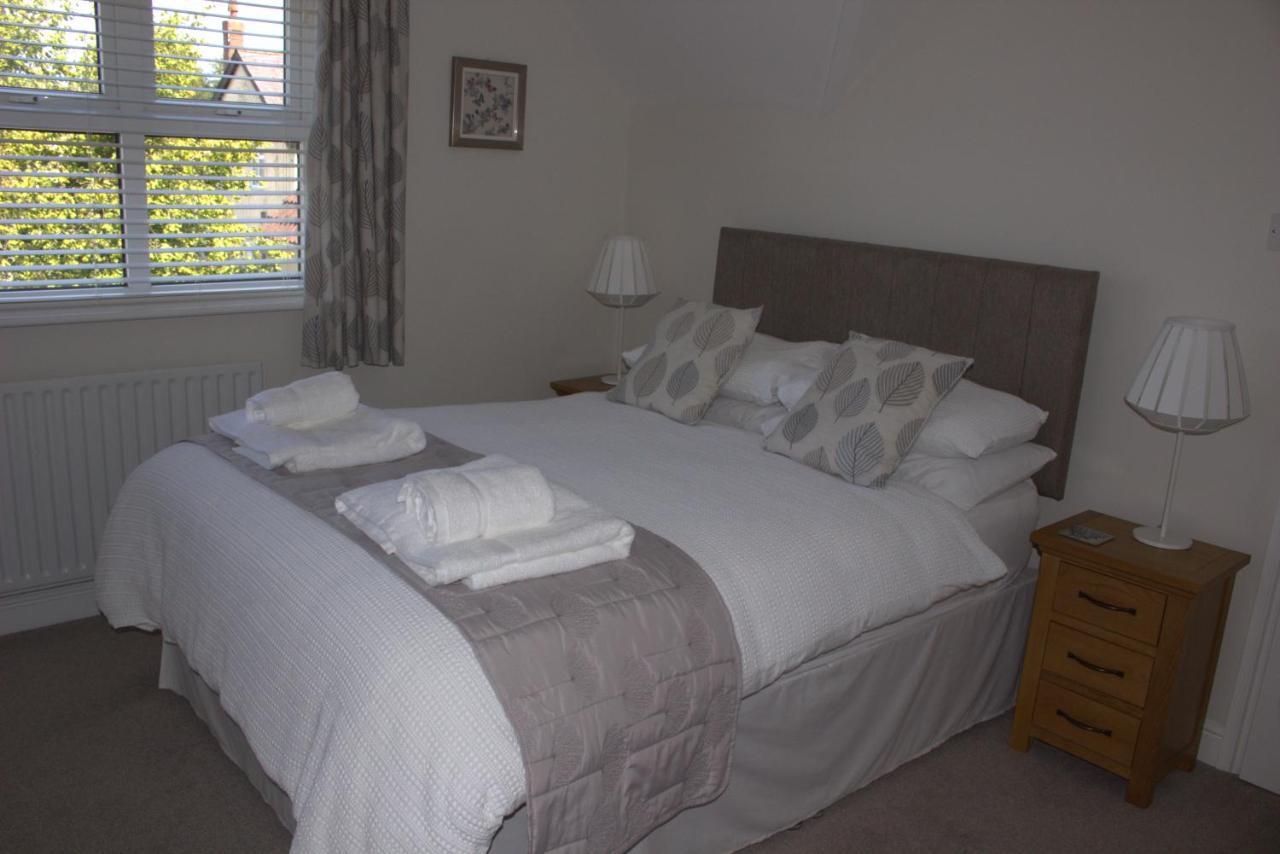Westwood Lodge B & B Бостон Екстер'єр фото