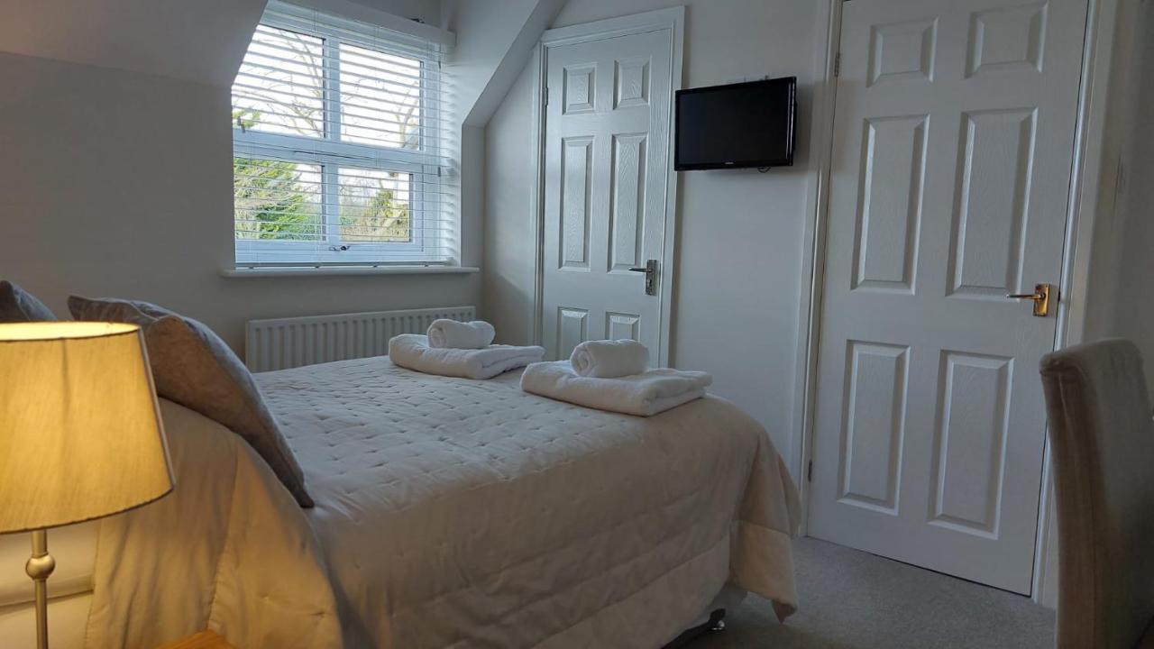 Westwood Lodge B & B Бостон Екстер'єр фото