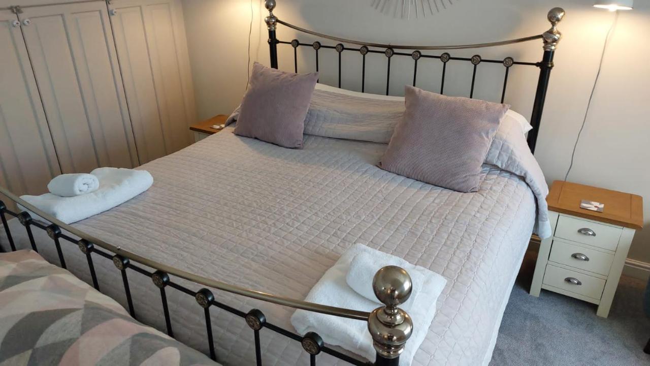 Westwood Lodge B & B Бостон Екстер'єр фото