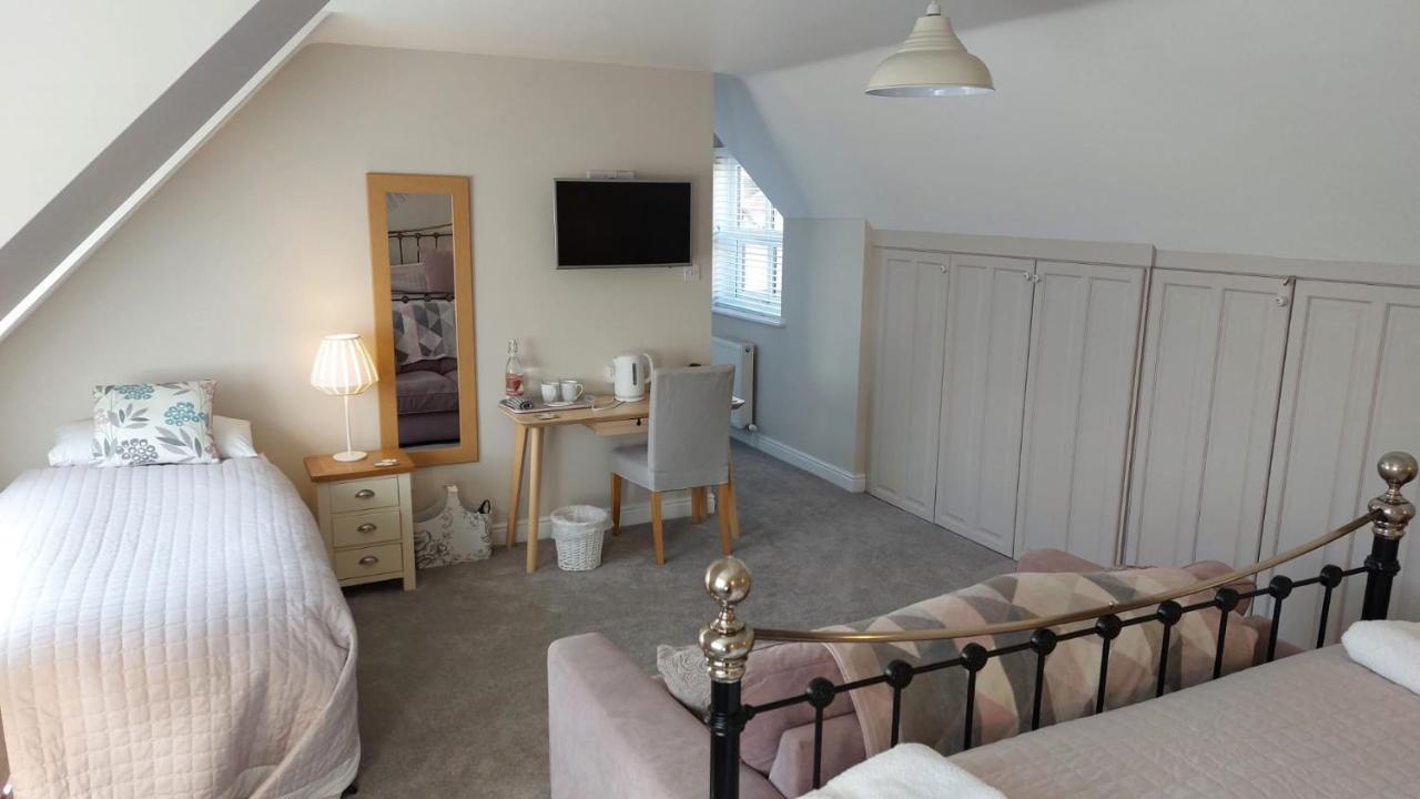 Westwood Lodge B & B Бостон Екстер'єр фото